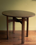 Very beautiful and unique arts and craft oval dinner table in oak, 1910 - Price on Demand