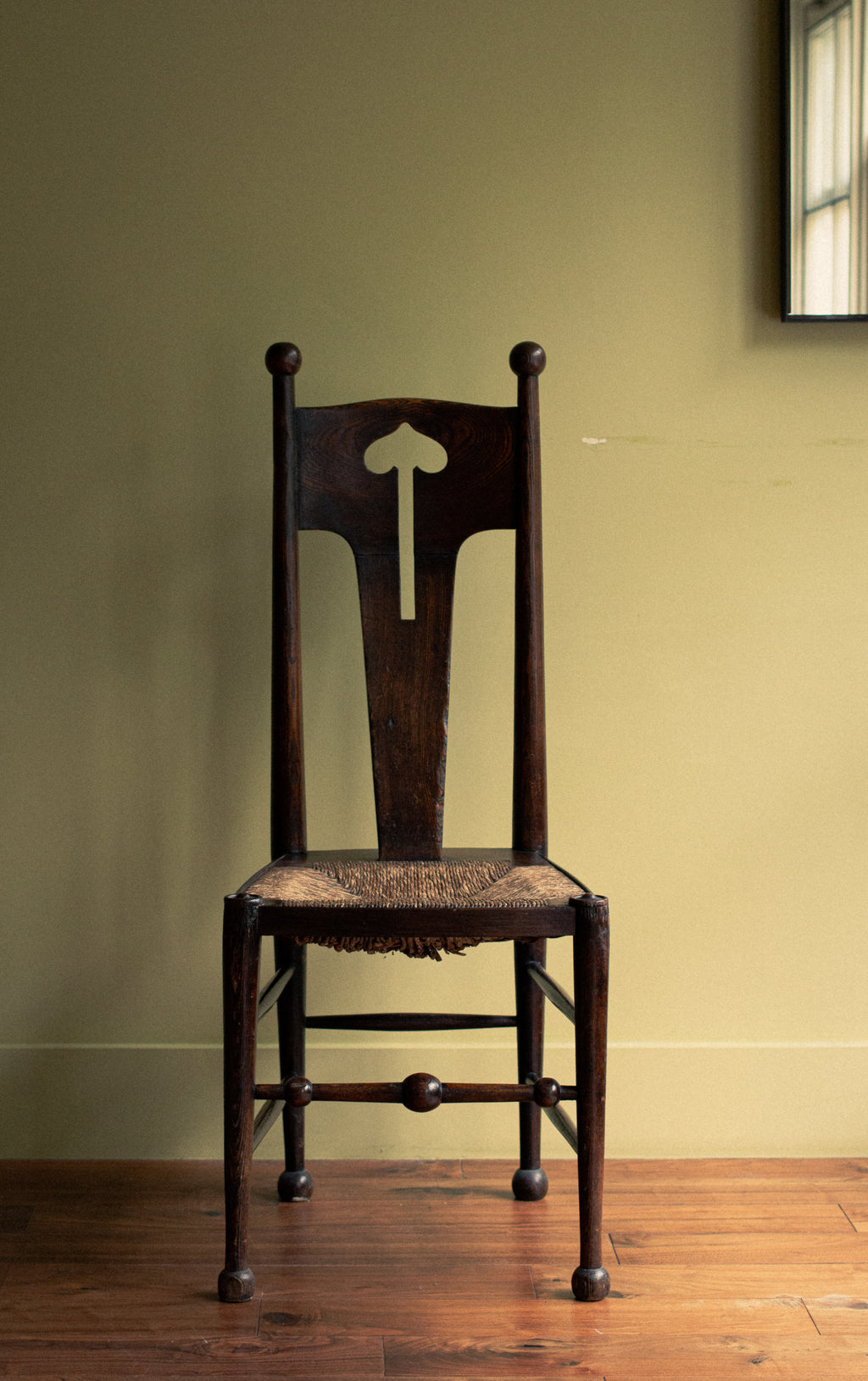 Sculpted arts and craft chair, original straw, 1903