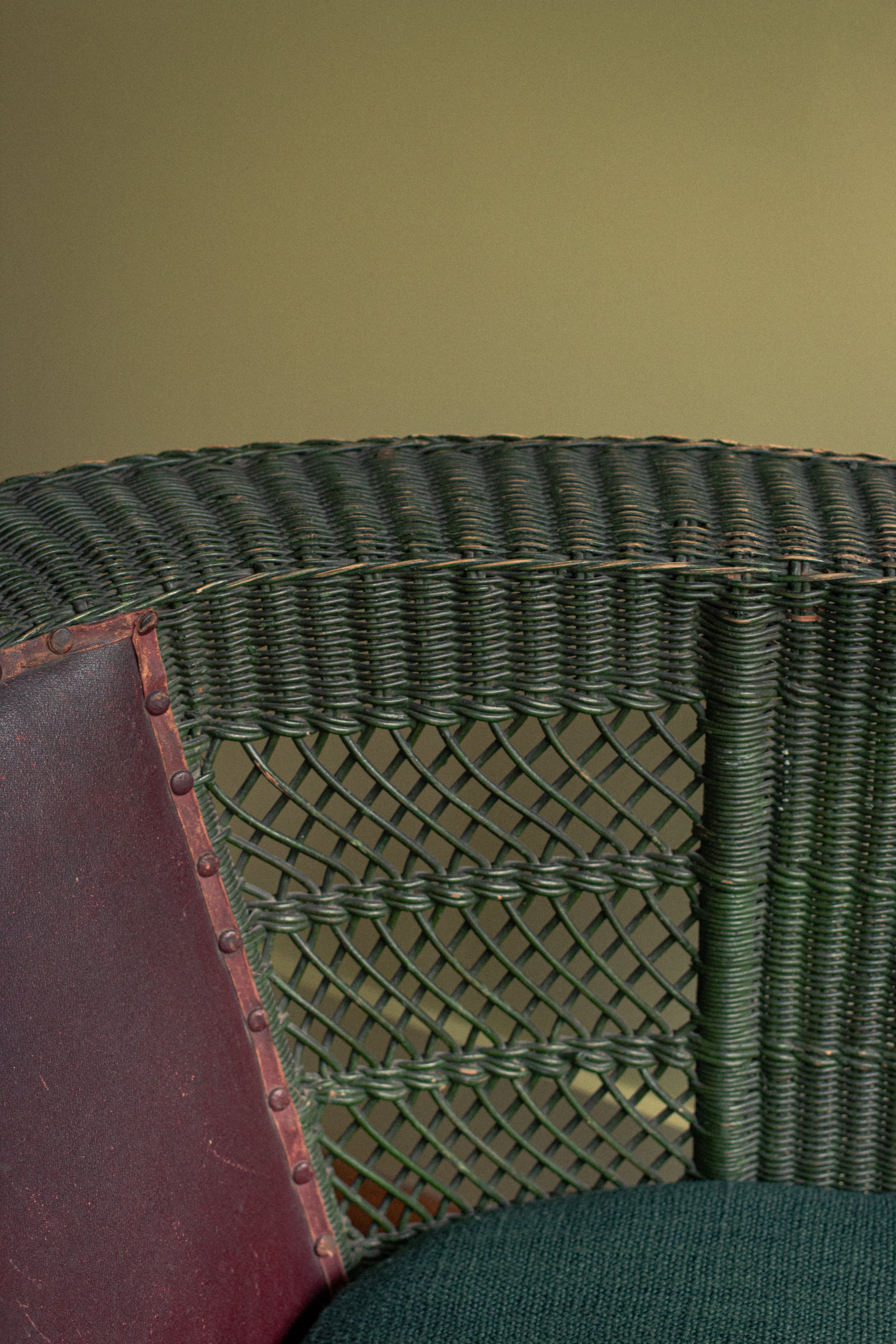 Arts and Craft moleskin and wicker Arm chair by Hans Vollmer, Austria,  1902