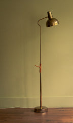 Unique piece floor lamp in brass with wooden sculpted handle, circa 1950 - SOLD