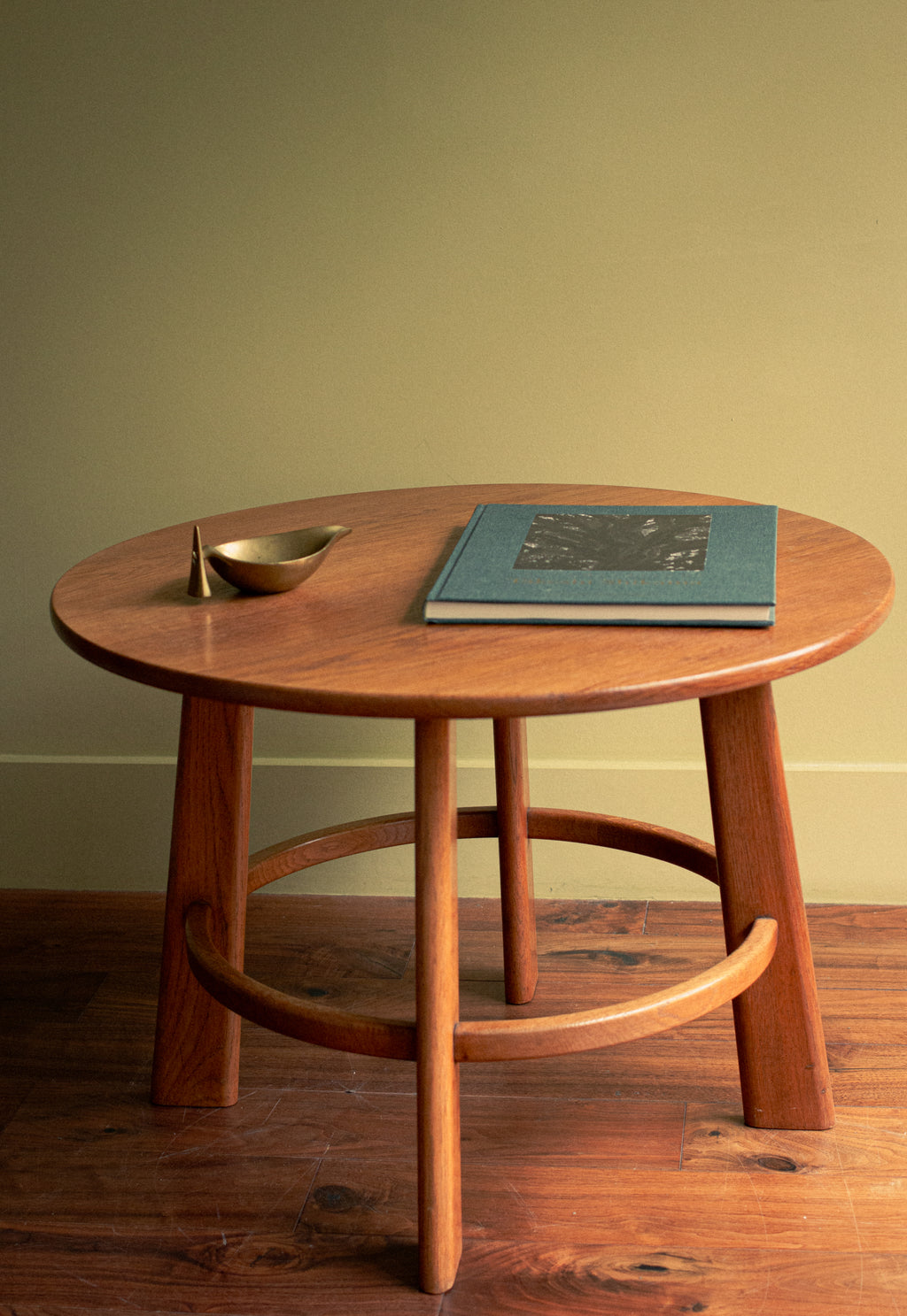 Rare coffee table Otto Faerge, Denmark, 1940 - Price on Demand