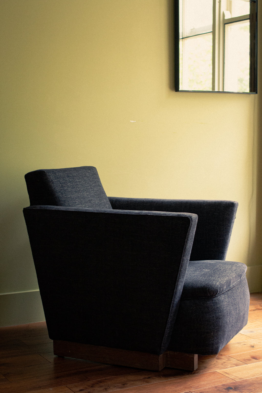 Incredible night blue velvet and original oak base unique arm chair art deco, 1920 - Price on Demand