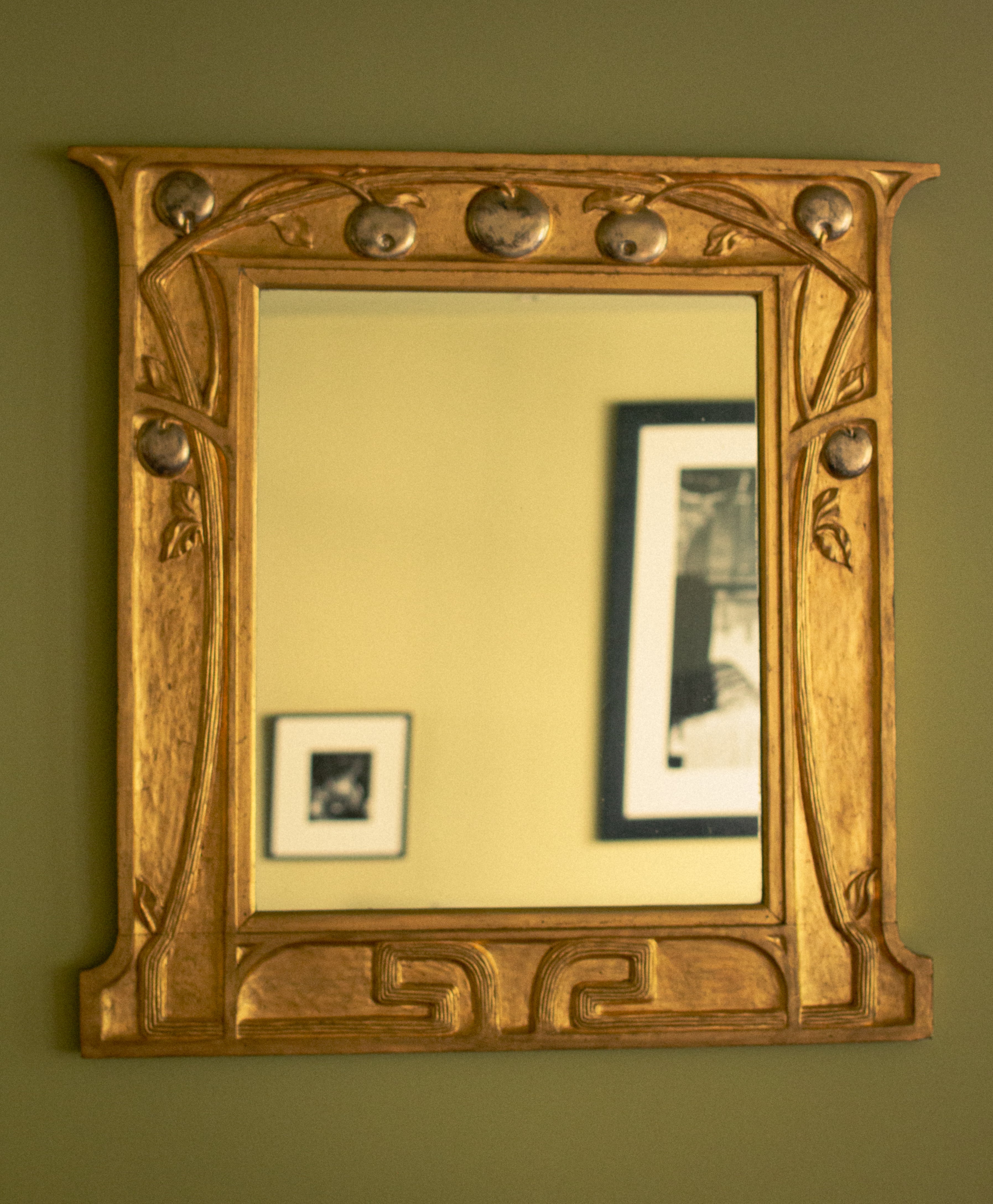Unique piece Vienna Secession mirror in gold leafs, Vienna, 1920 - Price on Demand